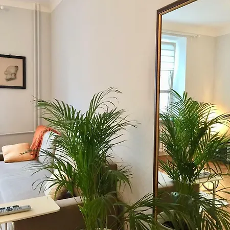 Apartment Beautiful In The Heart Of Warsaw, Poznanska